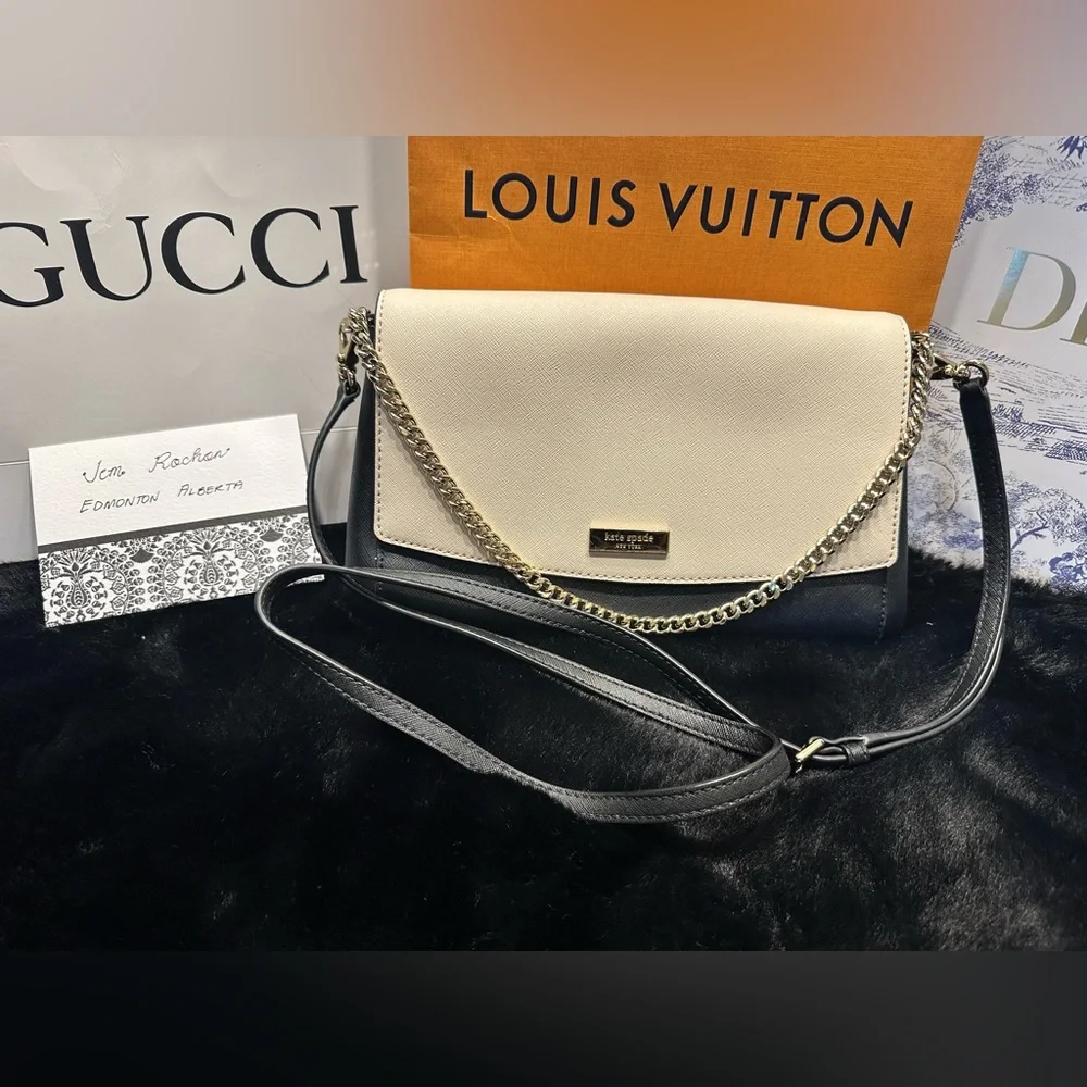 ❌❌SOLD❌❌🎀Kate Spade crossbody bag🎀 - Picture 1 of 12